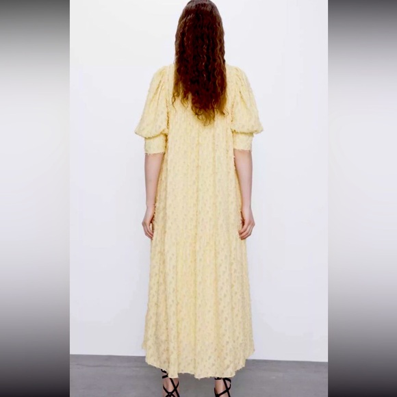Blogger Favorite Zara Loose Fitting Textures Yellow Max Dress size XXL - Picture 2 of 8